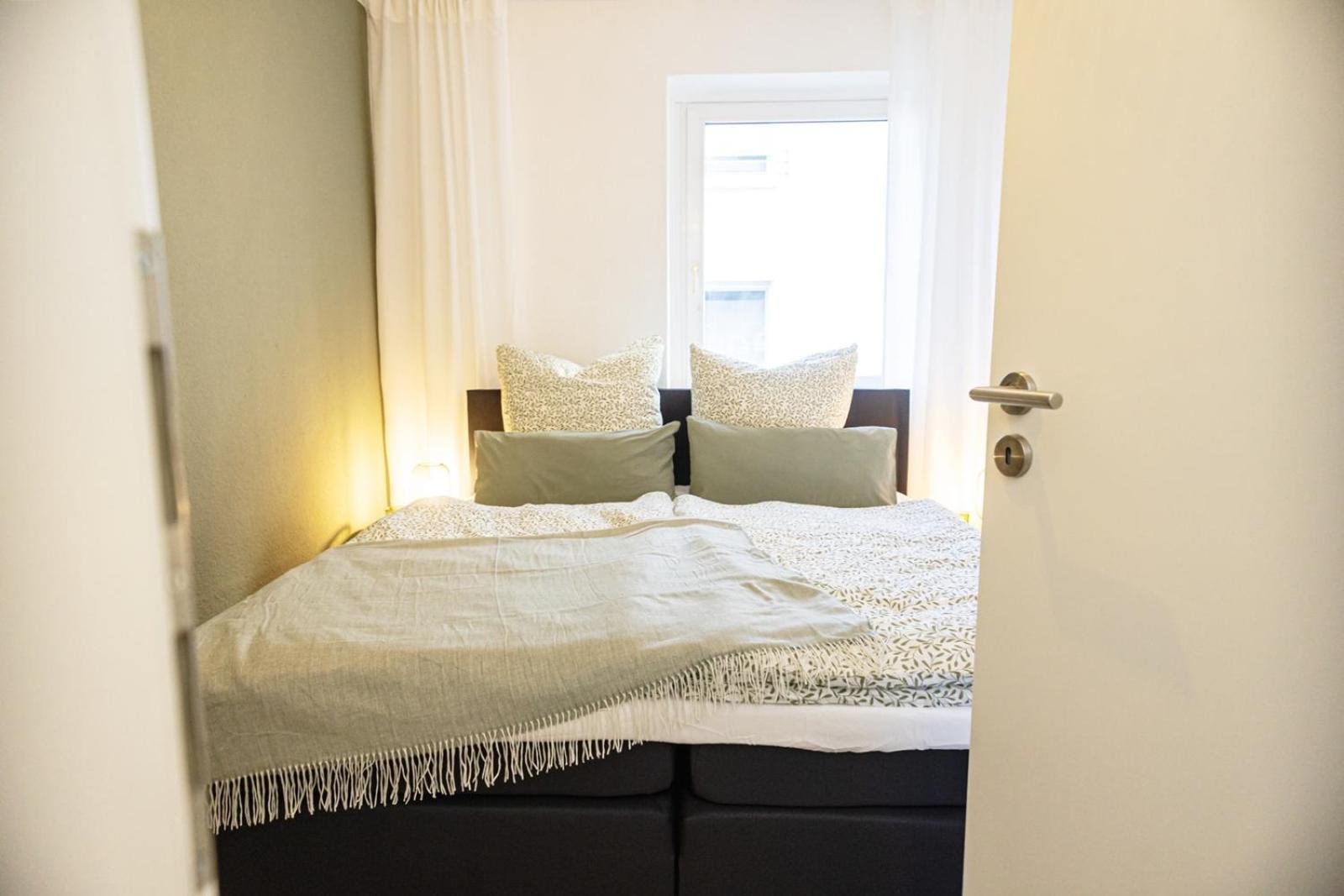 Blossfeld-Apartments Geraeumige Stadtoase Mitten Im Zentrum Mit 3 Schlafzimmern, Gratis Parkplatz, W-Lan, Netflix Jena Luaran gambar